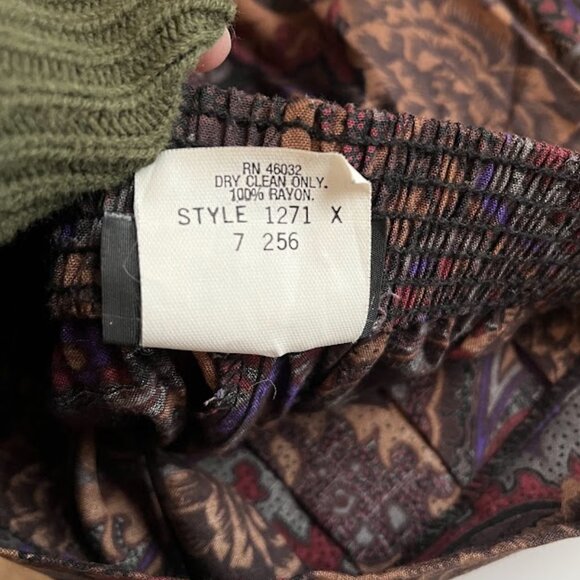 90's Paisley rayon skirt - Picture 10 of 10